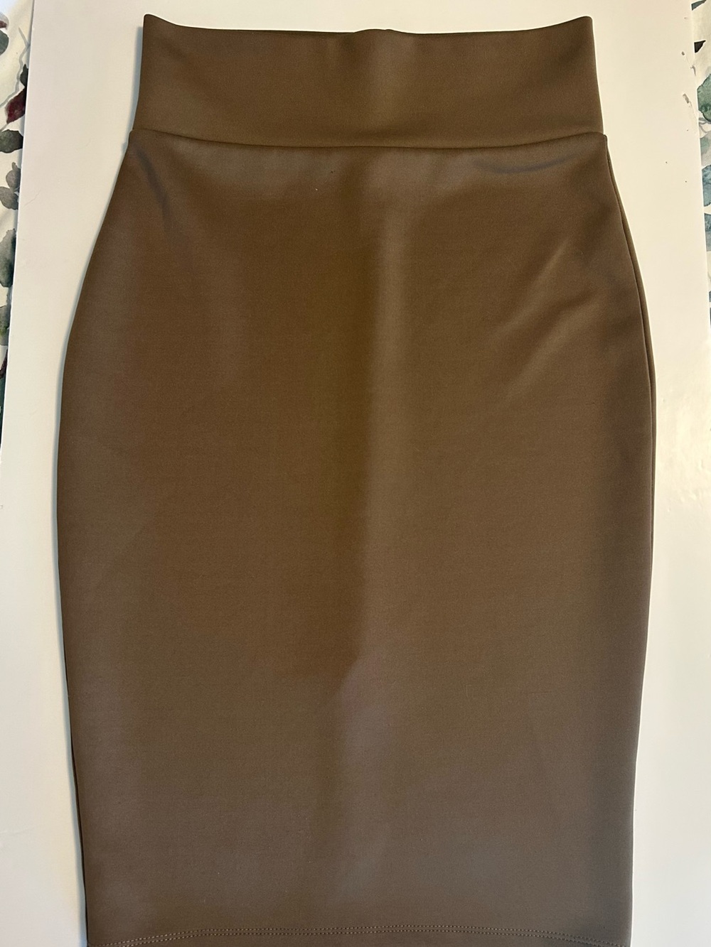 Revamped Sleek Brown High-Waist Pencil Skirt